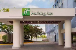 Holiday Inn Waterfront